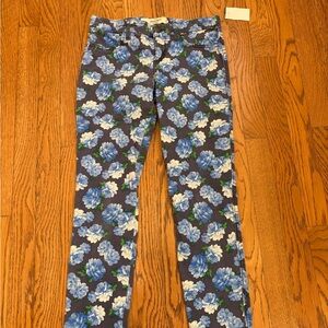 Abercrombie & Fitch Floral Skinny Jeans – Size 12